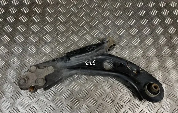 Peugeot 308 Front lower control arm/wishbone