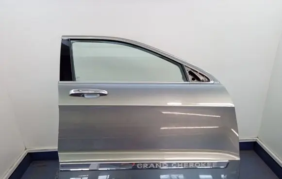 Jeep Grand Cherokee Front door