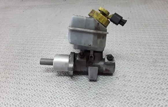 Ford Galaxy Master brake cylinder 7M4611303A