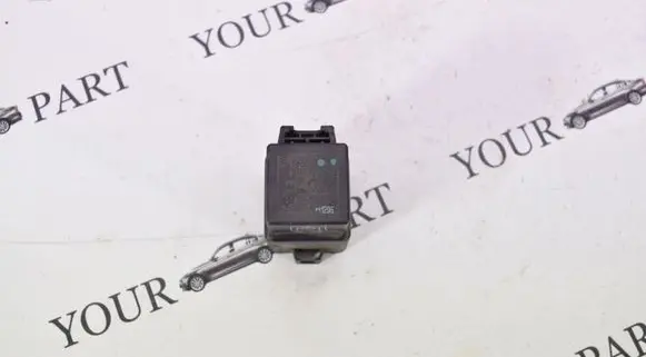 BMW 5 G30 G31 G38 Combustion relay 9207913