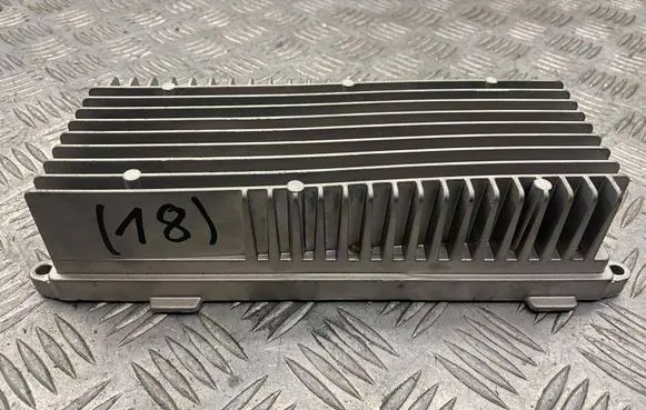 Audi Q5 SQ5 Sound amplifier 8R0035223G