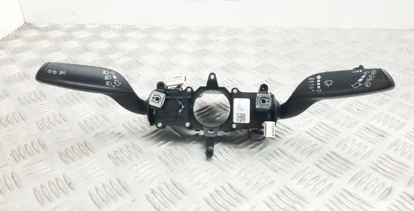 Audi A1 Wiper turn signal indicator stalk/switch 8X0953502