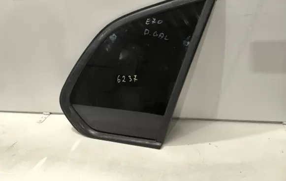 BMW X5 E70 Rear side window 7207876 80413955 10718717