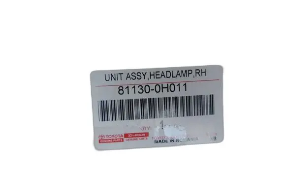 Toyota Aygo AB10 Headlight/headlamp 81130-0H011