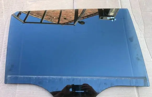 KIA Niro Rear door window glass