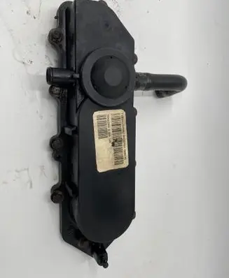 Iveco Daily 3rd gen Rocker cam cover 504033899