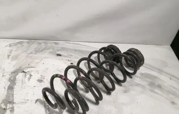 Audi A5 8T 8F Rear coil spring