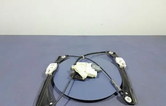 Skoda Fabia Mk3 (NJ) Front door window regulator with motor 5JA959811K
