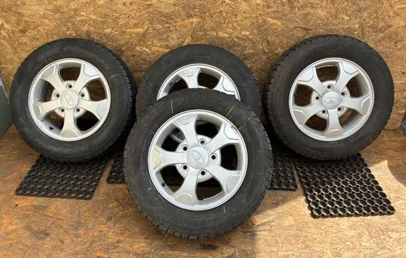 Lada Niva R16 alloy rim