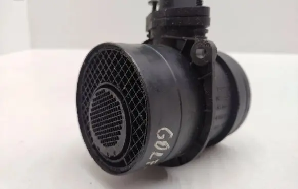 Volkswagen Golf V Mass air flow meter 074906461B 0281002461