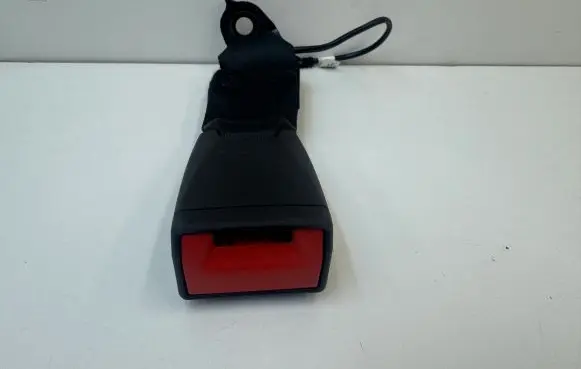 Porsche Macan (95B) Middle seatbelt buckle (rear) 95B857740A