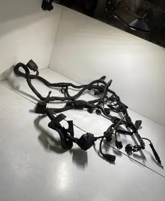 Volkswagen Golf VI Engine installation wiring loom