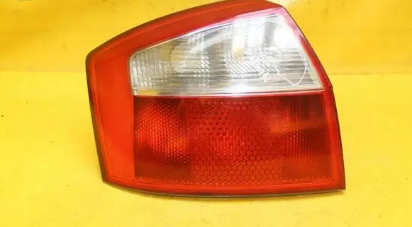 Audi A4 S4 B6 8E 8H Rear/tail lights 8E0945095