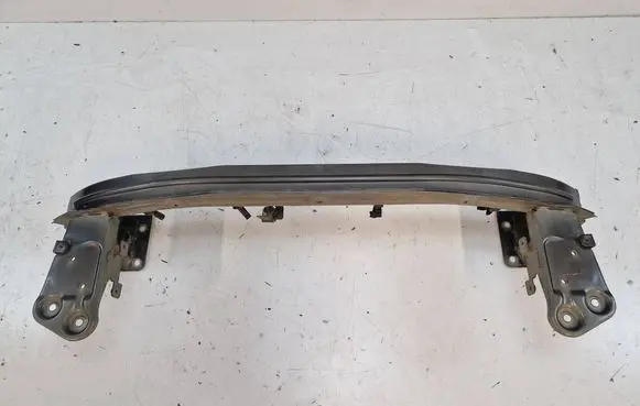 Maserati Quattroporte Radiator support slam panel
