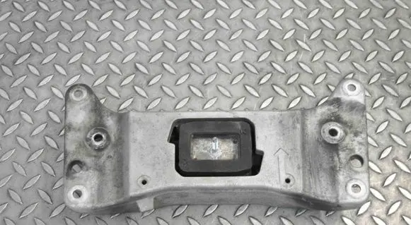 BMW 5 F10 F11 Gearbox mounting bracket 6770289 22326777613