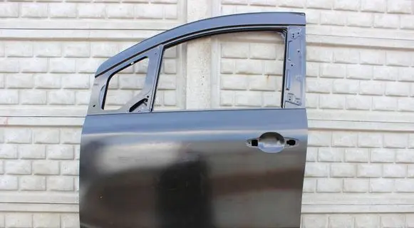 Nissan Townstar Front door 8010100Q1J