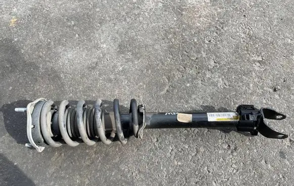 Mercedes-Benz C W205 Front shock absorber with coil spring A2053205768