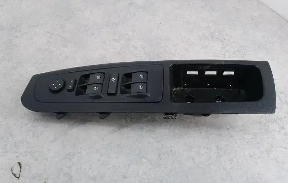 Fiat Bravo Quarter vent window switch 735434462