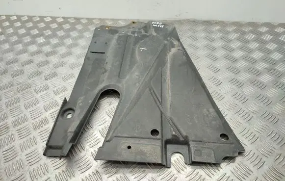 Seat Exeo (3R) Rear underbody cover/under tray 3R0825215C