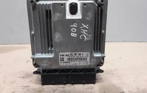 Volkswagen PASSAT B8 Engine control unit/module 04L907309M 0281030462