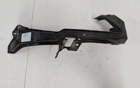 Subaru Legacy Front bumper mounting bracket