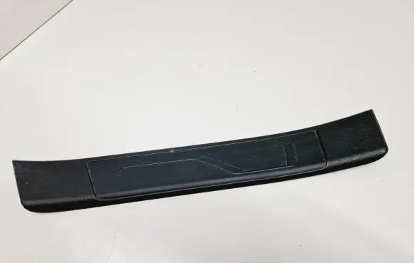 Skoda Octavia Mk3 (5E) Side skirt rear trim 5E0071303
