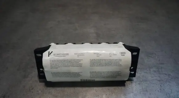 Audi TT TTS Mk2 Passenger airbag 8J0880202B