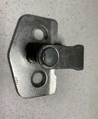 Opel Astra H Rear door lock loop/hook striker GM6608
