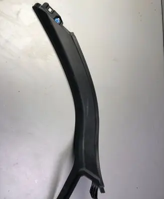 Tesla Model S Bottom trim 100906600