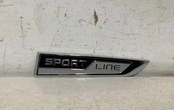 Skoda Kodiaq Fender model badge letters 565853042