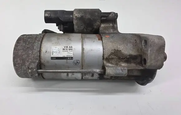 Volkswagen Touareg II Starter motor 059911024K