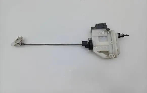 Volkswagen PASSAT B4 Central locking motor 3A0862153B