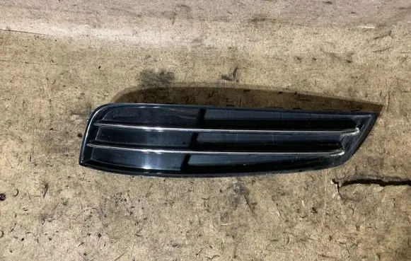 Audi A8 S8 D4 4H Front grill 4H0807151