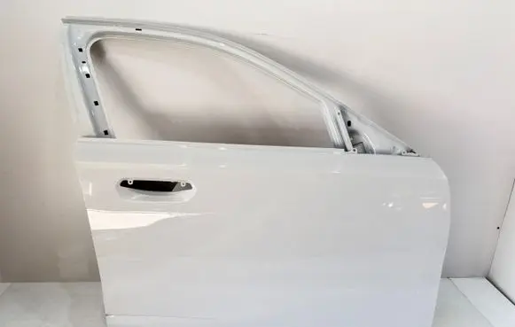 BMW 5 G60 G61 Front door 