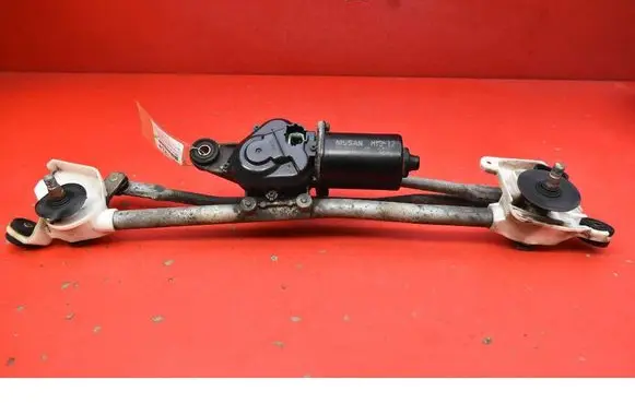 Nissan Micra Front wiper linkage and motor 28810AX700