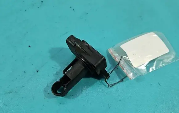 Toyota Corolla E120 E130 Mass air flow meter 22204-0J010 IMPRK1521701