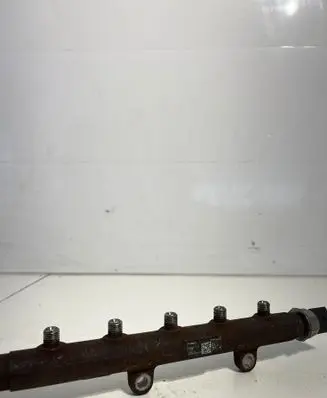 Fuel main line pipe