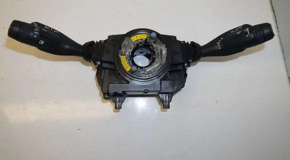 Volvo XC60 Indicator stalk 32266026