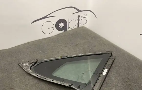 Tesla Model S Rear side window 43R008010 A006451