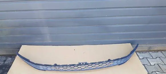 Volkswagen Transporter - Caravelle T7 Front bumper lower grill 7T0853678B