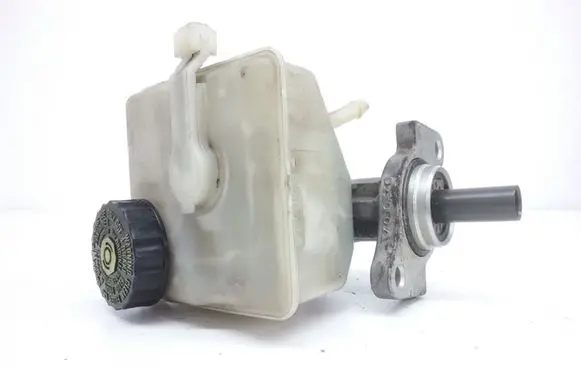 Master brake cylinder