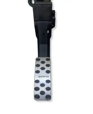Mercedes-Benz GL X164 Accelerator throttle pedal A1643000004 0067 ZGS008