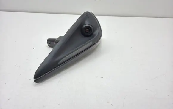 Tesla Model Y Side fender camera 182073400D P182073400D