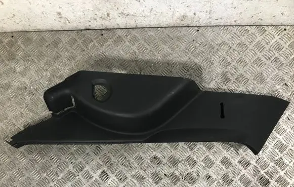 Toyota Auris 150 (C) pillar trim 6255202080B0 6255202080