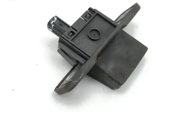 Tailgate opening switch