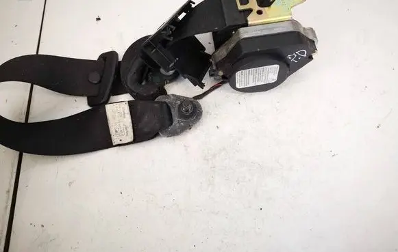 BMW 7 E65 E66 Front seatbelt s28266744120