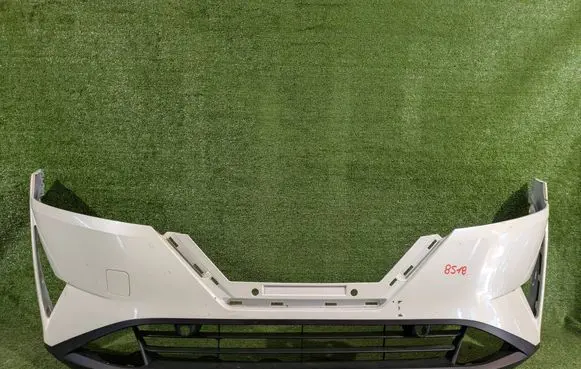 Nissan Qashqai J12 Front bumper 