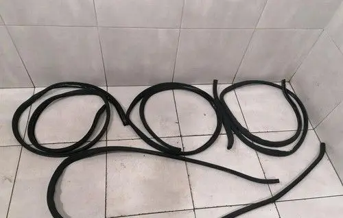 Bentley Arnage Front door rubber seal PP29817PA