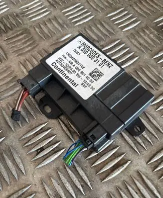 Mercedes-Benz E W212 Fuel injection pump control unit/module A0009003101 130342683219E A2C53406807