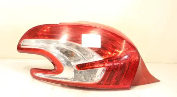 Peugeot 208 Rear/tail lights
